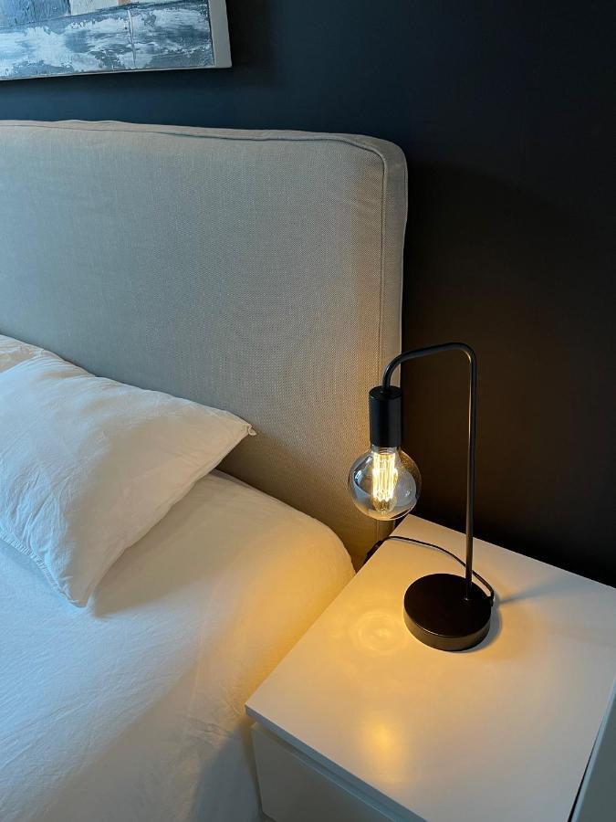 3 Room Luxury Design Apartment With Airconditioning, Close To Gent St-Pieters Station Extérieur photo